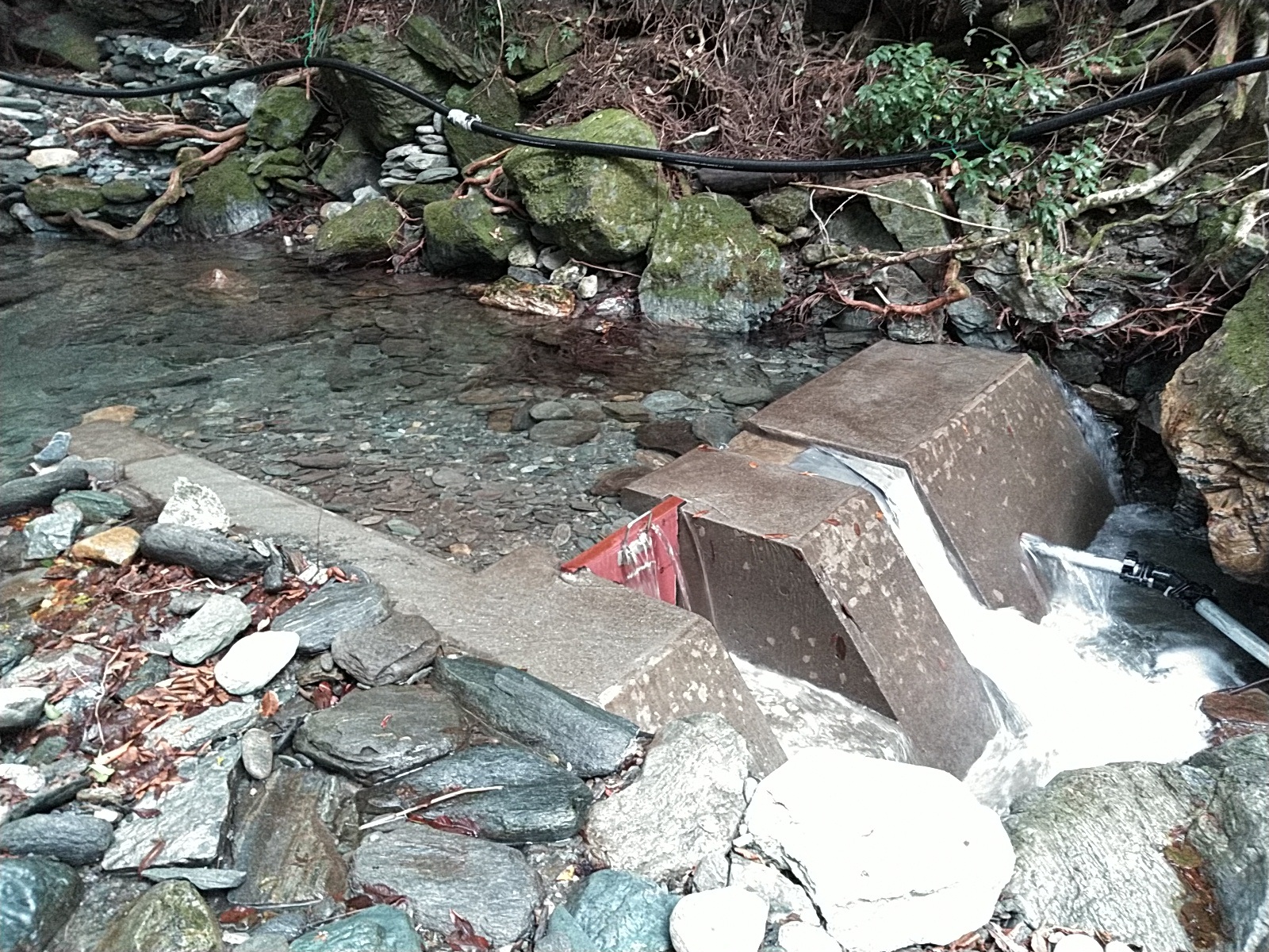 令和5年度 瓜生野地区飲料水供給施設整備工事